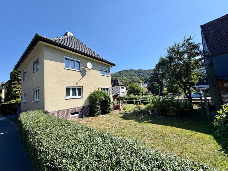 Ein gemütliches Zuhause! Ein - bis Zweifamilienhaus - Heizung 2017 neu!